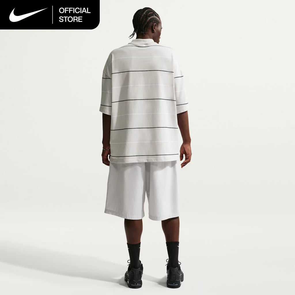 Polo Garis Besar Sportswear Club Pria Nike-Gold Mountain