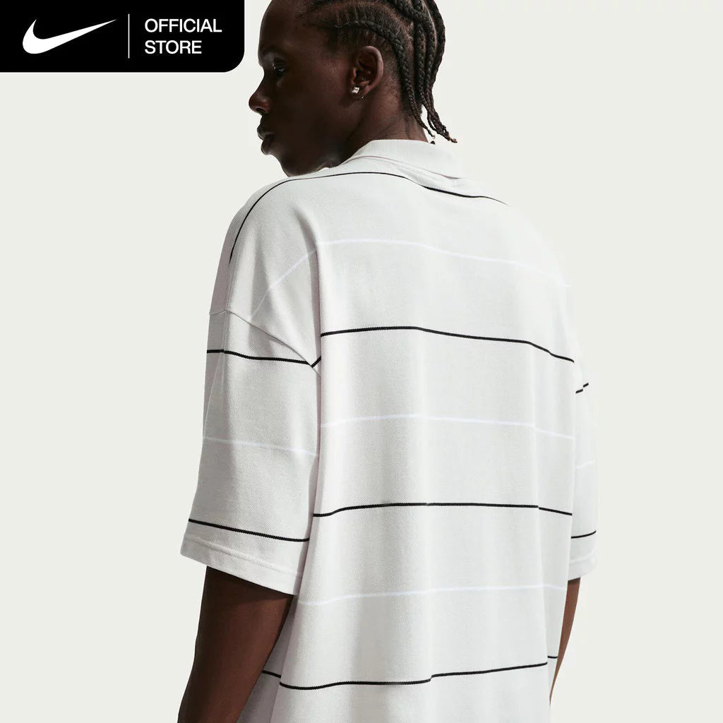 Polo Garis Besar Sportswear Club Pria Nike-Gold Mountain